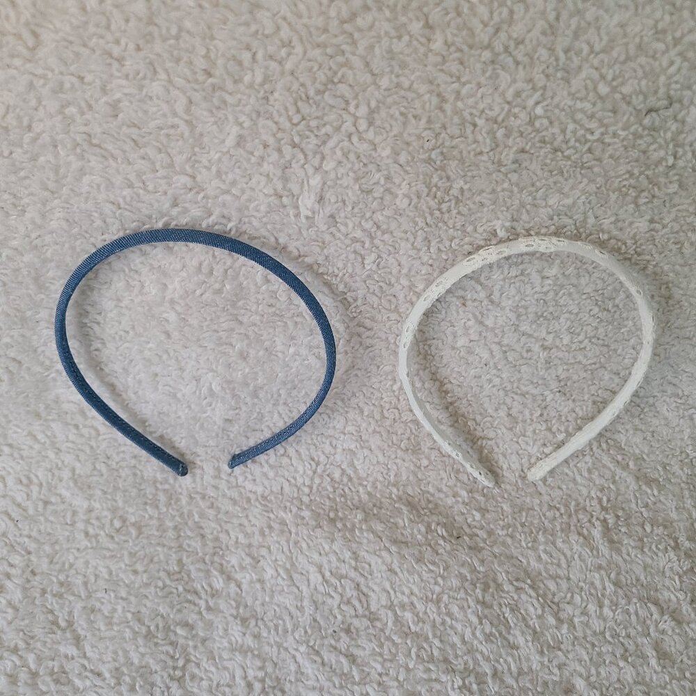 5/$20 Girls Blue and White Headbands